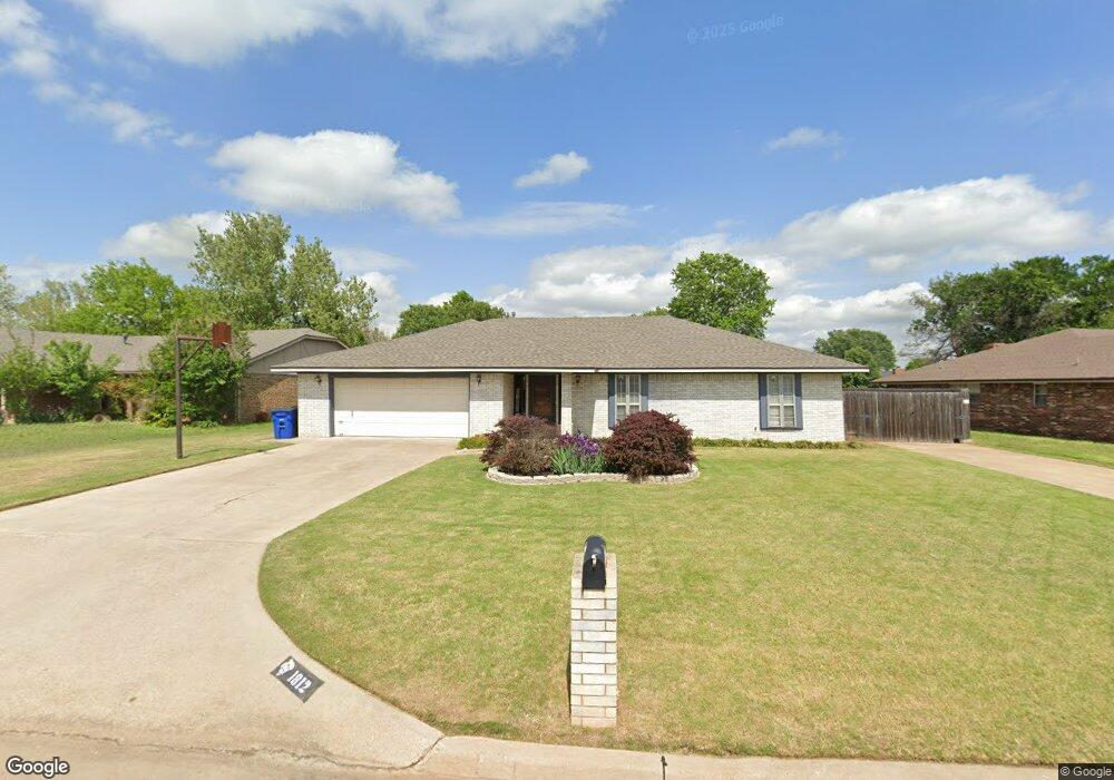 1812 Overland Dr, Duncan, OK 73533 - photo 1