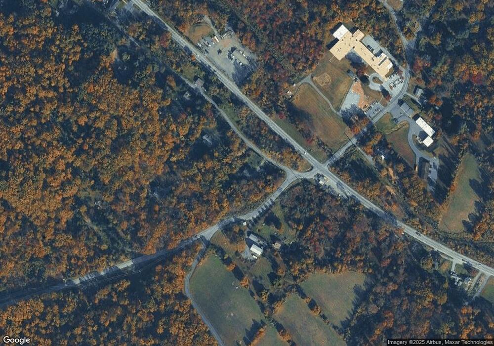 7 Chapel Rd, Boyertown, PA 19512 - photo 1