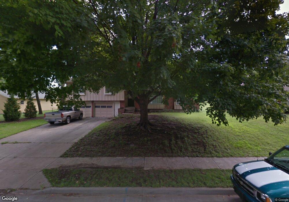 11409 W 49th Terrace, Shawnee, KS 66203 - photo 1