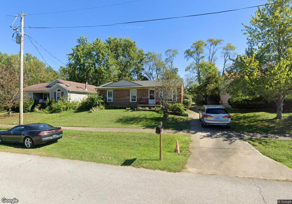 7823 Rochelle Rd, Louisville, KY 40228 - photo 1