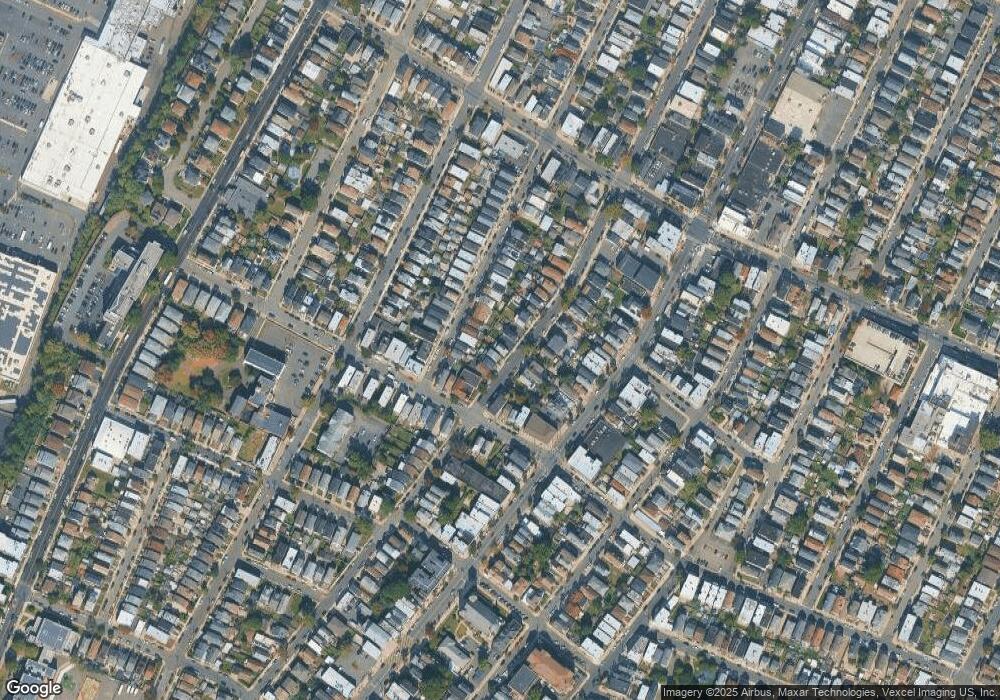 171 Maple St, Kearny, NJ 07032 - photo 1