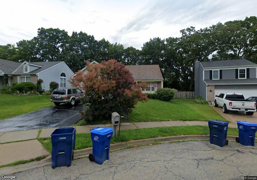 2624 Peppertree Ln, Waukegan, IL 60085 - photo 1