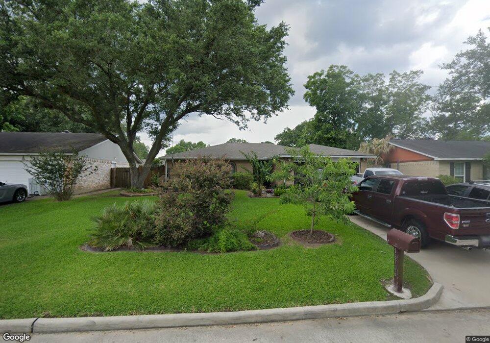 16706 Townes Rd, Friendswood, TX 77546 - photo 1