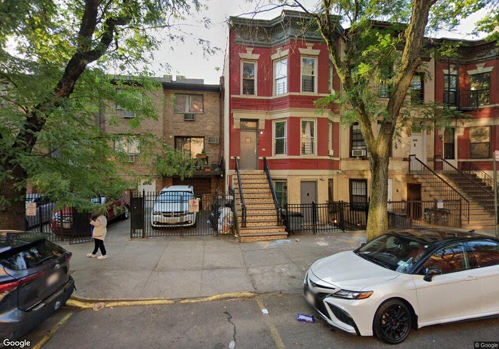 2348 Crotona Ave, Bronx, NY 10458 - photo 1