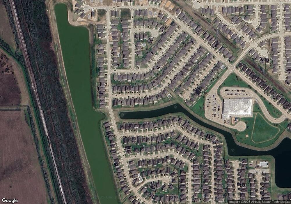 5165 Echo Falls Dr, Alvin, TX 77511 - photo 1