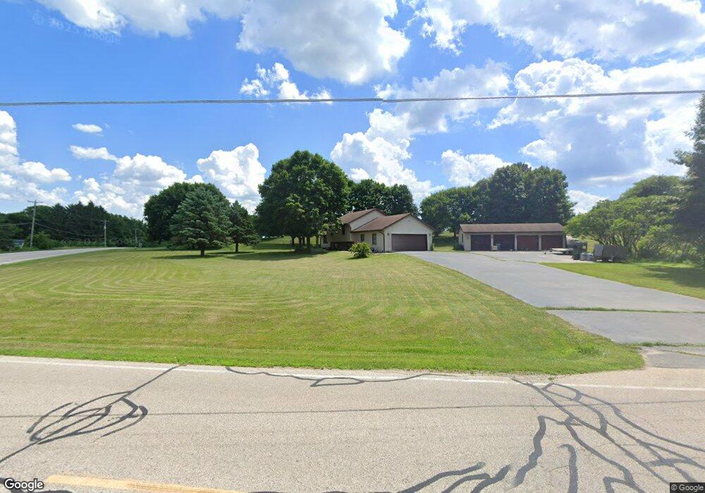 N59W26925 Ainsworth Rd, Sussex, WI 53089 - photo 1