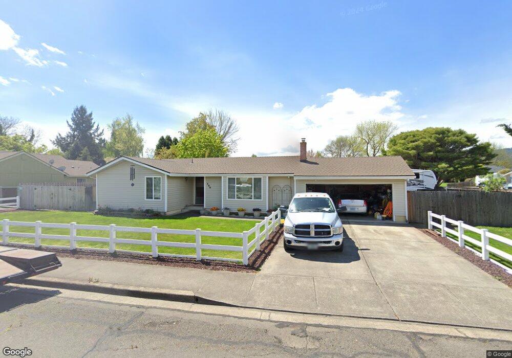 400 Glenn Way, Central Point, OR 97502 - photo 1