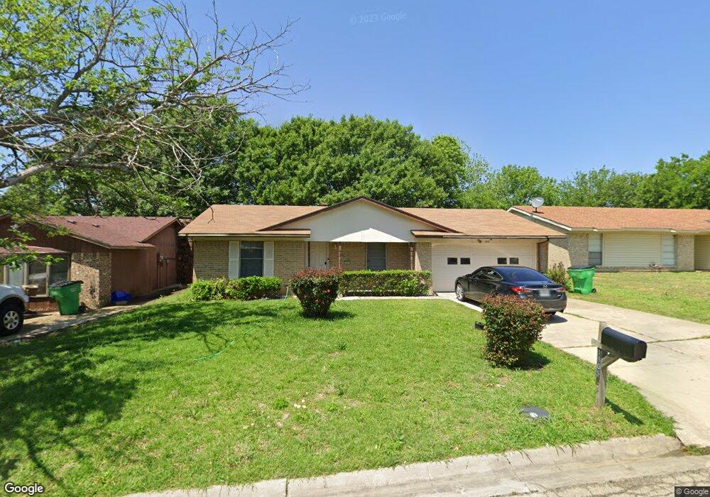 1805 Arkansas St, Gainesville, TX 76240 - photo 1