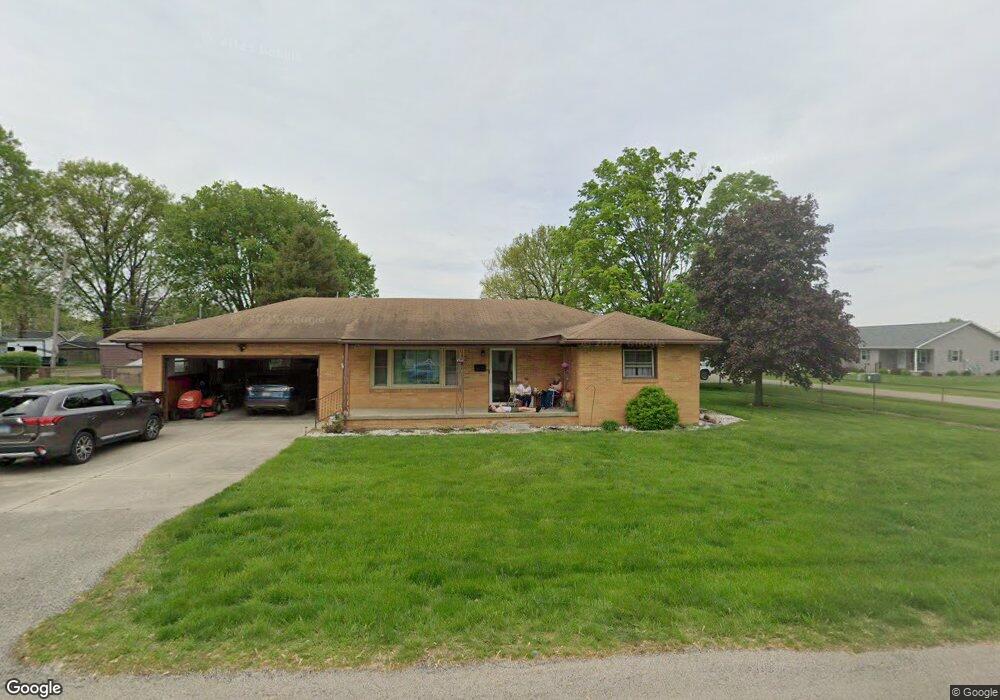 114 Foley St, Lincoln, IL 62656 - photo 1