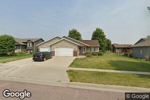 2905 Sunrise Ct, Brandon, SD 57005