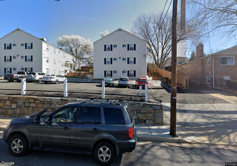 1931 N Cameron St unit 2, Arlington, VA 22207 - photo 1