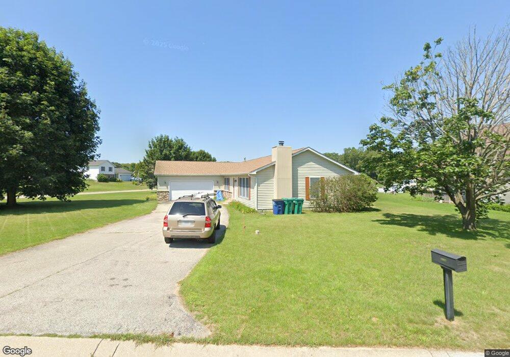 4134 N Erin Dr, La Porte, IN 46350 - photo 1
