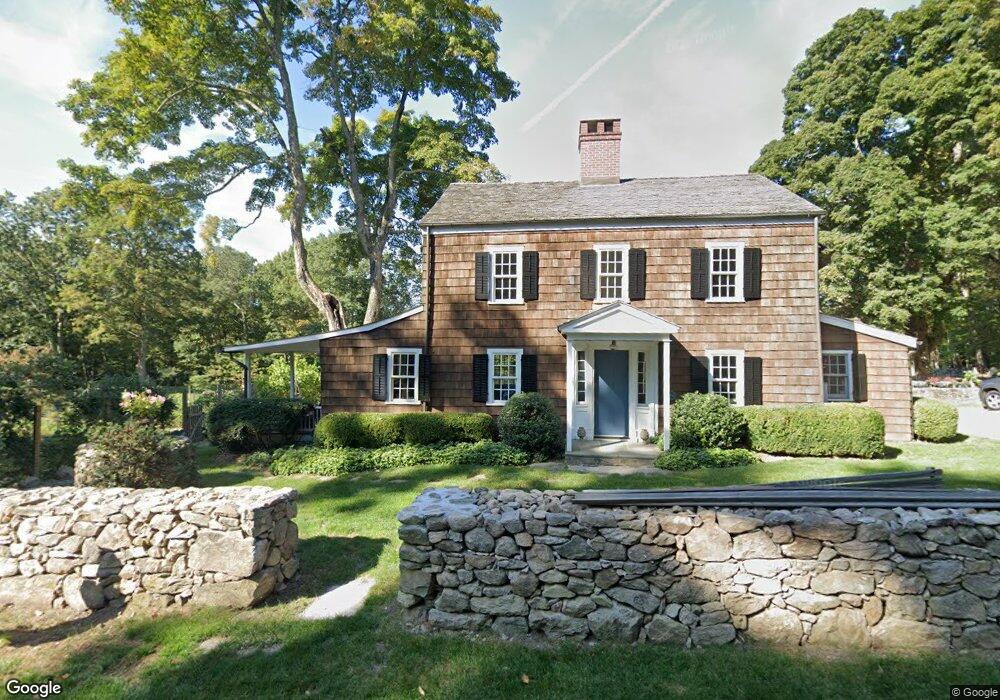 674 N Wilton Rd, New Canaan, CT 06840 - photo 1