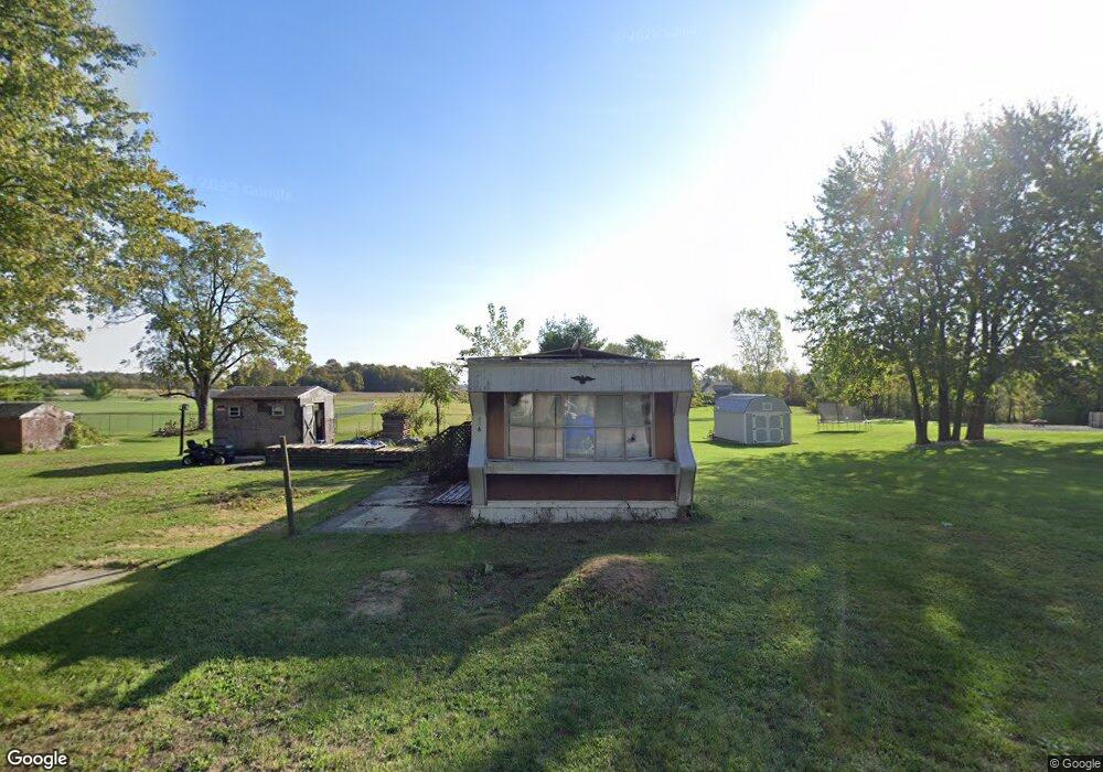 206 Sugar St, Waynesfield, OH 45896 - photo 1