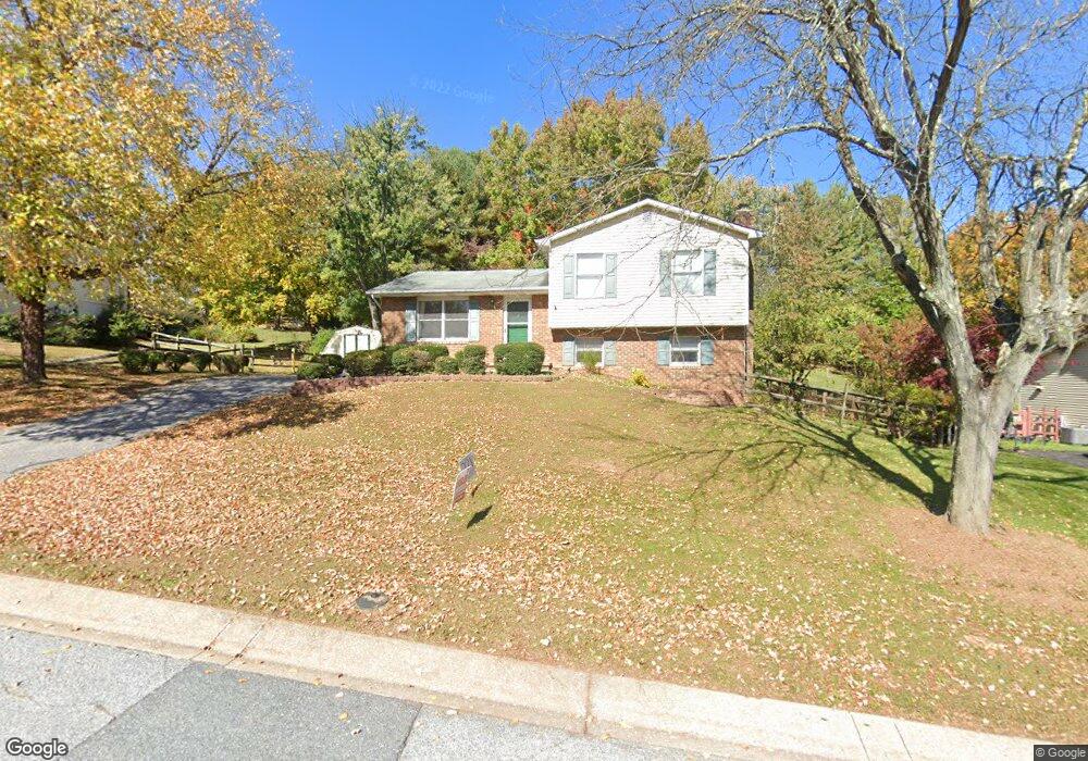 2038 Stillwater Rd, Sykesville, MD 21784 - photo 1