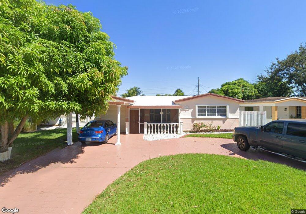 7643 Juniper St, Miramar, FL 33023 - photo 1