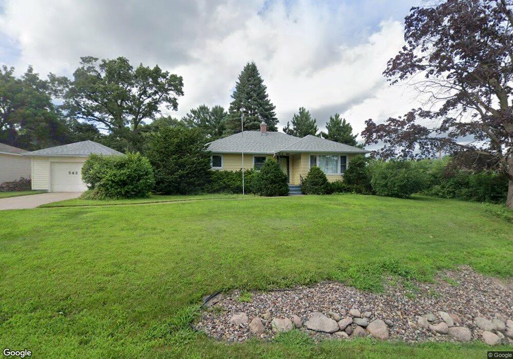 542 N 3rd St, La Crescent, MN 55947 - photo 1