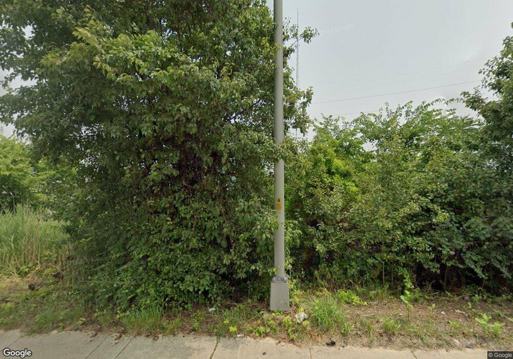 108 S Dupont Rd, Elsmere, DE 19805 - photo 1