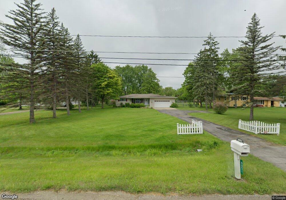 6051 N Elms Rd, Flushing, MI 48433 - photo 1