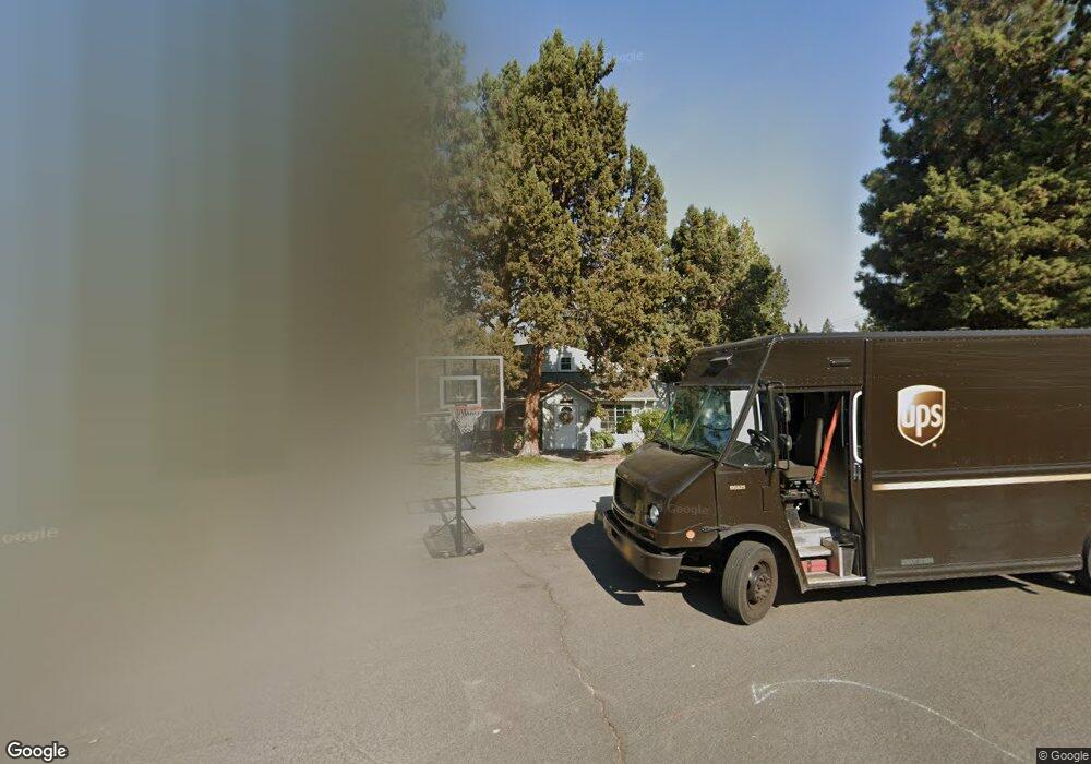 21388 Kristin Ct, Bend, OR 97701 - photo 1