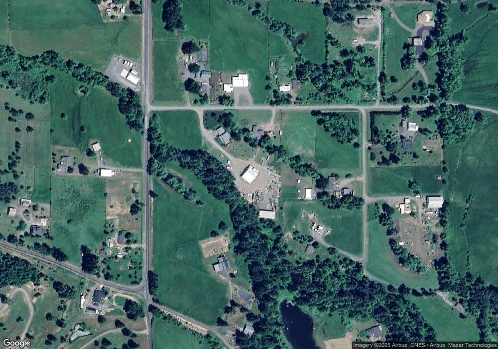 233 Hambrick Ave, Sutherlin, OR 97479 - photo 1