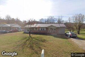 40 Oak St, Vanceburg, KY 41179