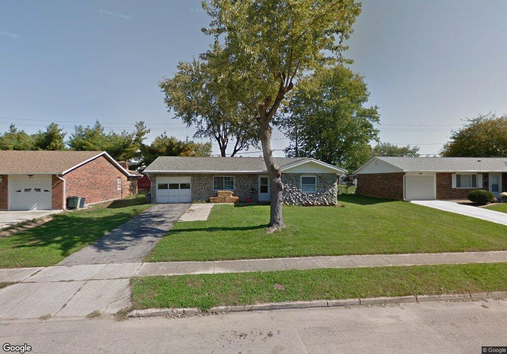 3253 Wyoming Dr, Xenia, OH 45385 - photo 1