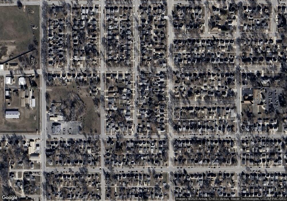 711 9th St SW, Austin, MN 55912 - photo 1