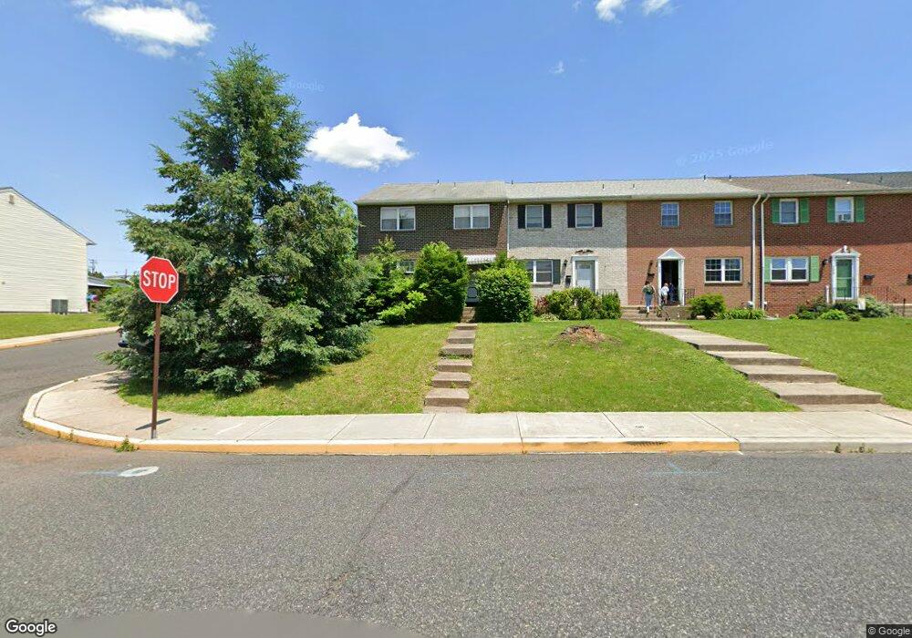 692 Jefferson St, Red Hill, PA 18076 - photo 1