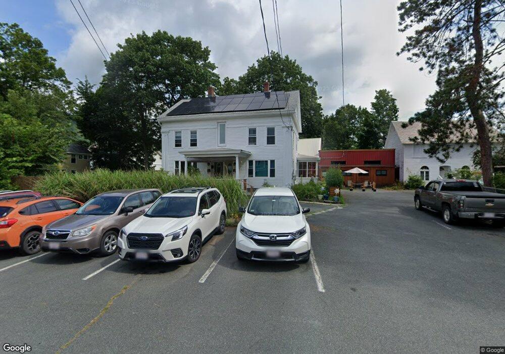 20 Baker Ave unit 20 Baker Ave upstair, Shelburne Falls, MA 01370 - photo 1