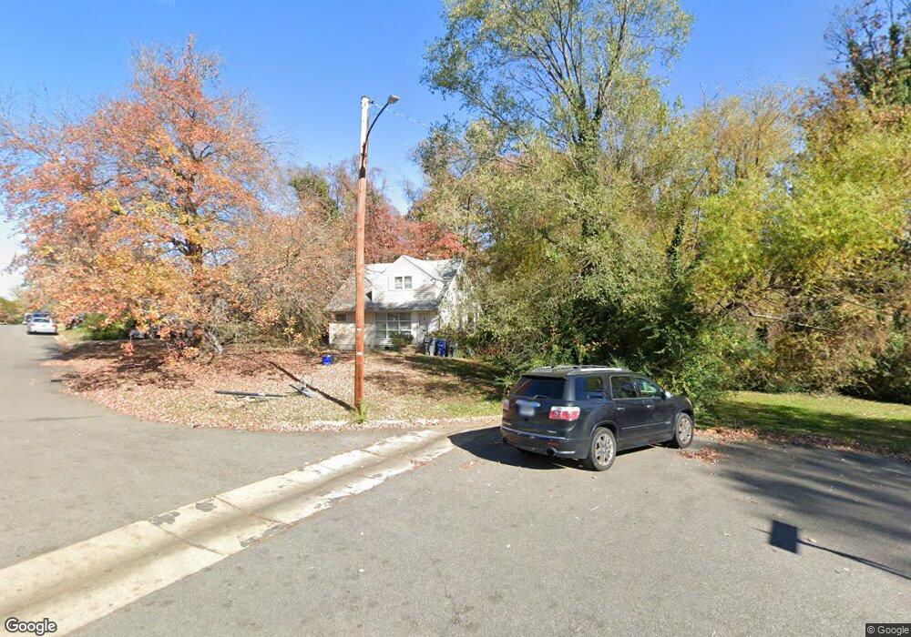 6733 Swarthmore Dr, Alexandria, VA 22307 - photo 1