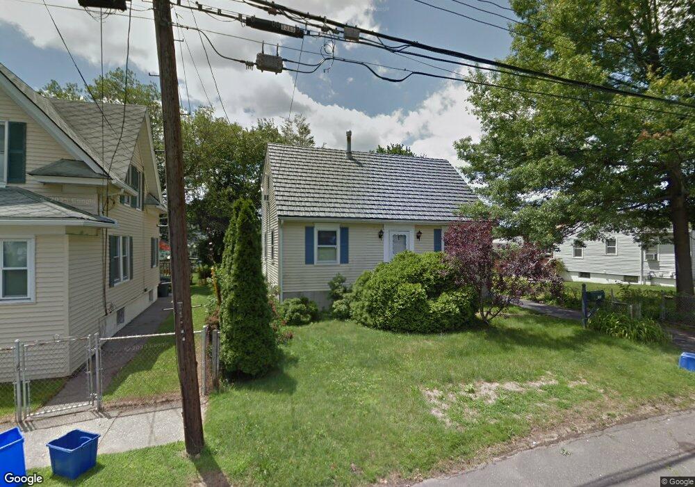 135 Hollywood Ave, Bridgeport, CT 06606 - photo 1