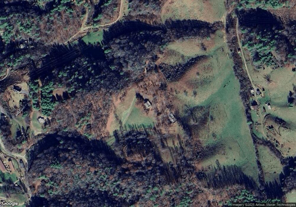 380 Silver Maple Ln, Burnsville, NC 28714 - photo 1