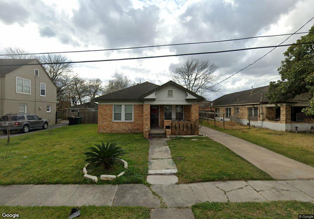 4118 Glenbrook Ct, Houston, TX 77087 - photo 1