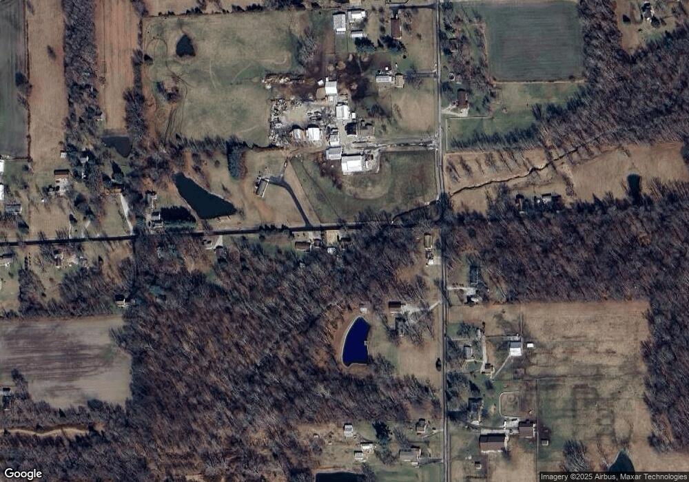 681 W 700 S, Columbus, IN 47201 - photo 1