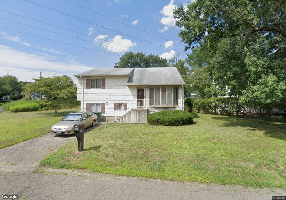 300 Dexter Dr, Bridgeport, CT 06606 - photo 1