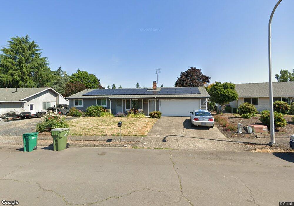 209 Charles Ct, Newberg, OR 97132 - photo 1