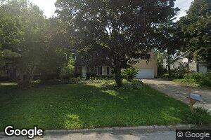 26W343 Blackhawk Dr, Wheaton, IL 60189