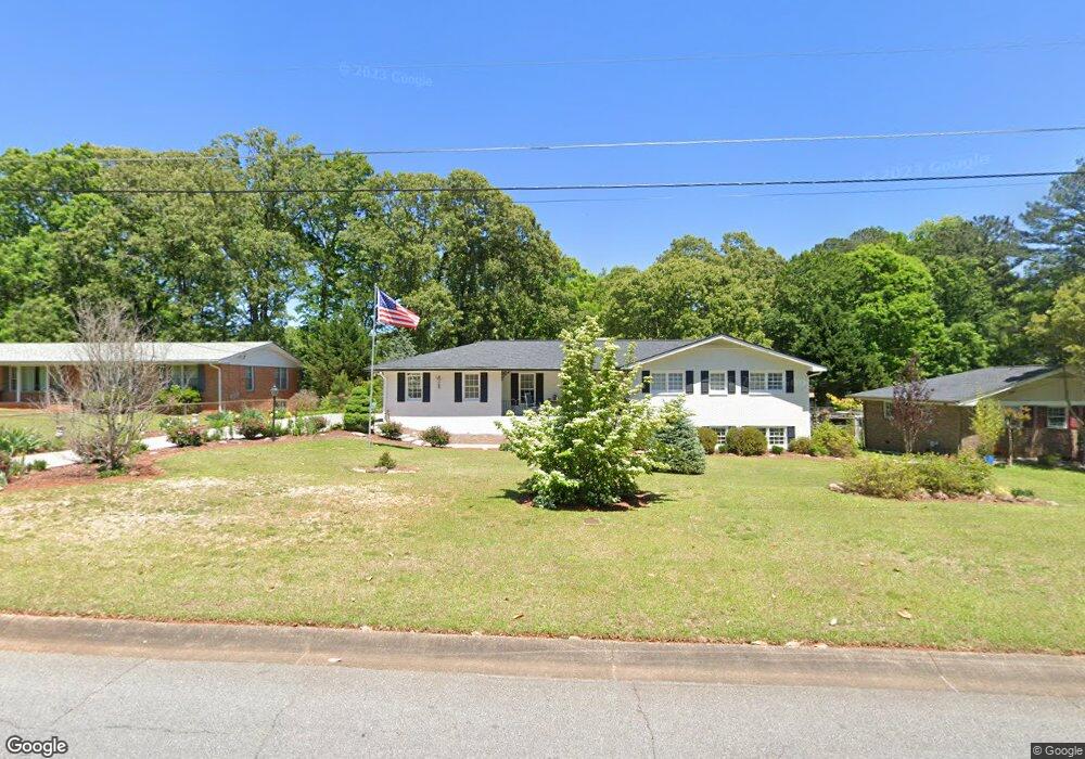 5533 Laurel Ln NW, Lilburn, GA 30047 - photo 1