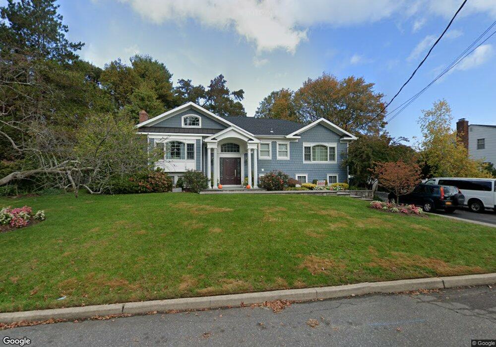 57 Sugar Maple Ln, Glen Cove, NY 11542 - photo 1