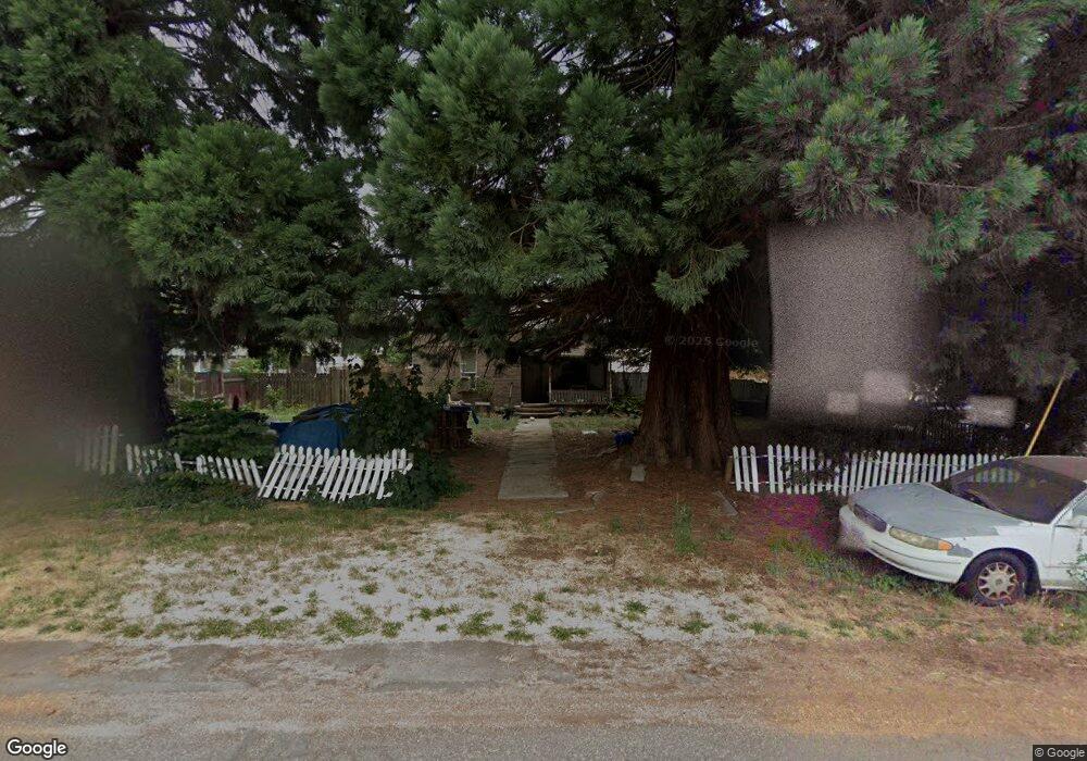 682 E 6th St, Lafayette, OR 97127 - photo 1