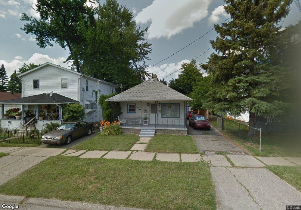1418 Pettibone Ave, Flint, MI 48507 - photo 1
