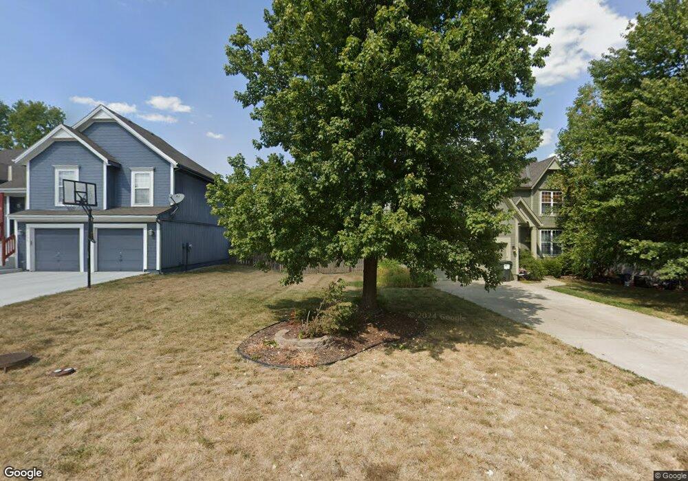 20224 W 220th St, Spring Hill, KS 66083 - photo 1