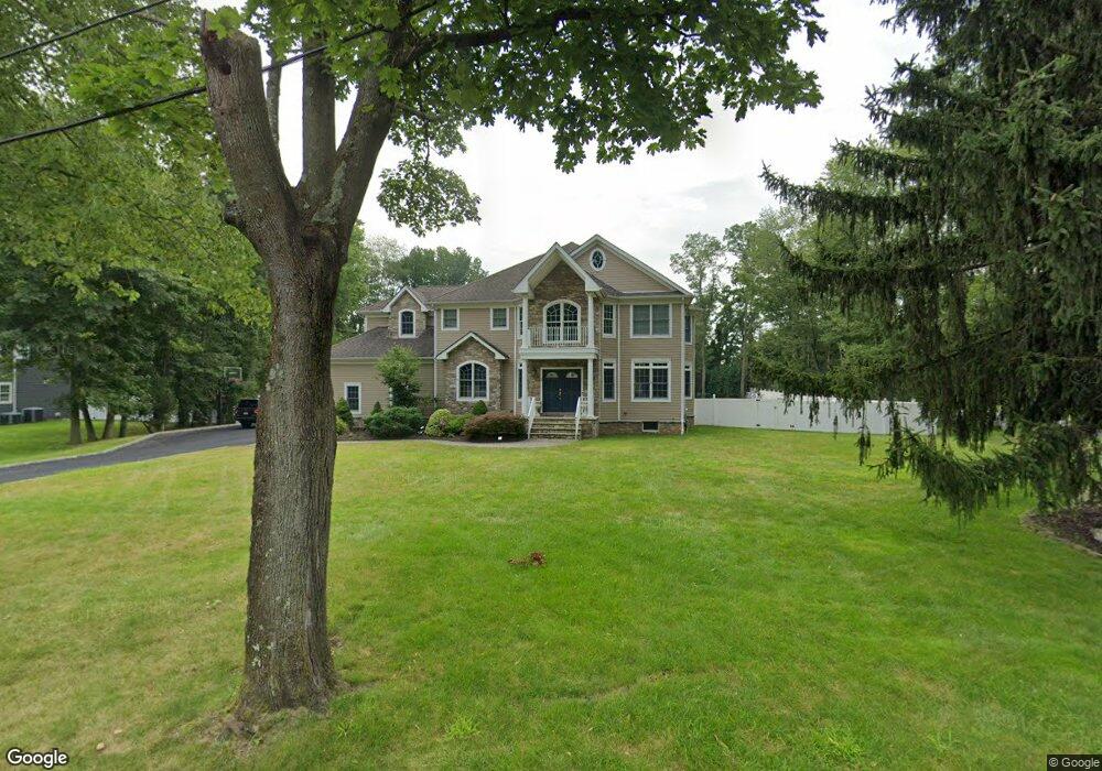 2 Fairway Ct, Scotch Plains, NJ 07076 - photo 1