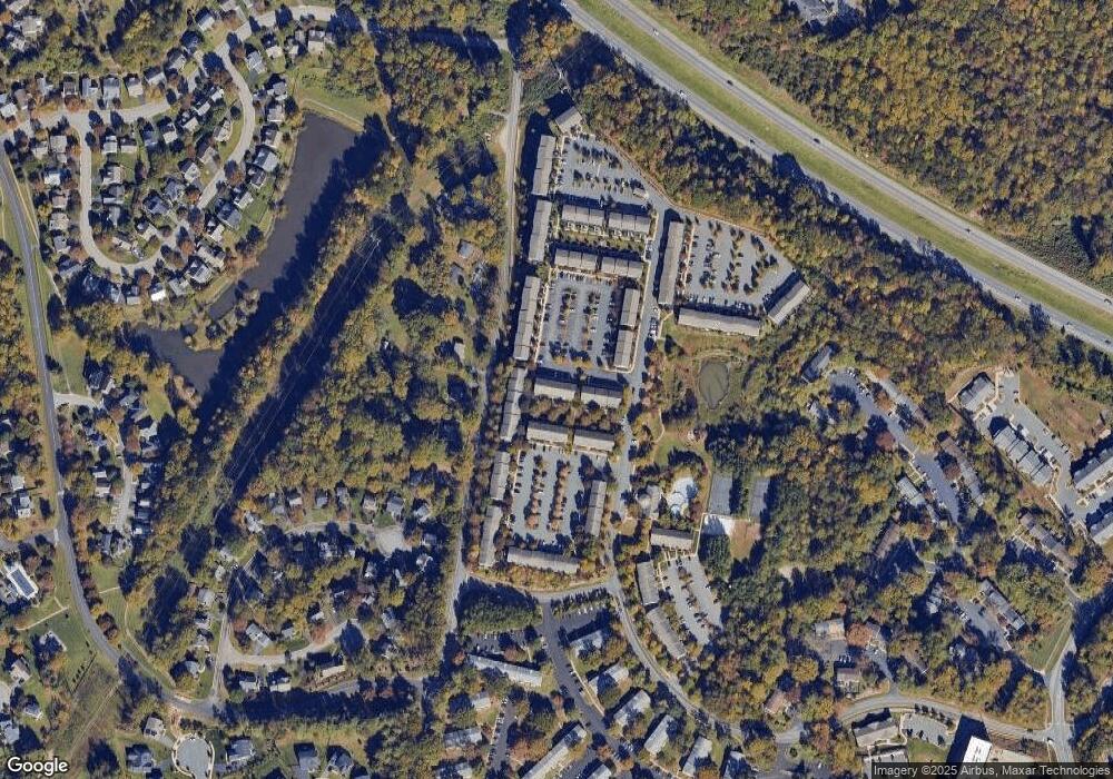 1925 Beechcrest Ct unit 203, Charlottesville, VA 22903 - photo 1