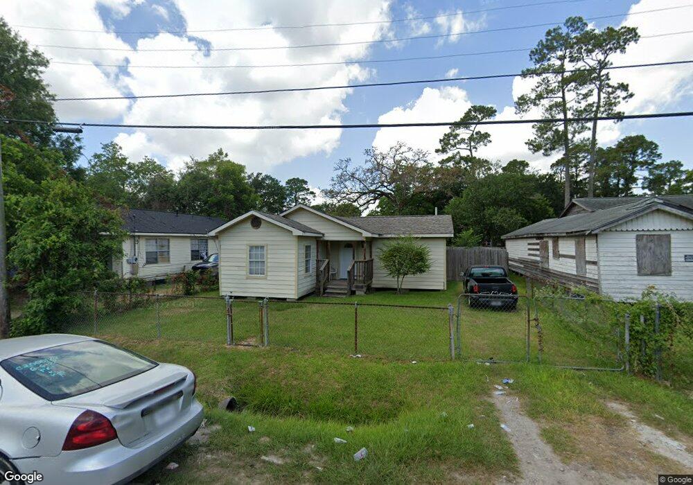 6813 Bunche Dr, Houston, TX 77091 - photo 1