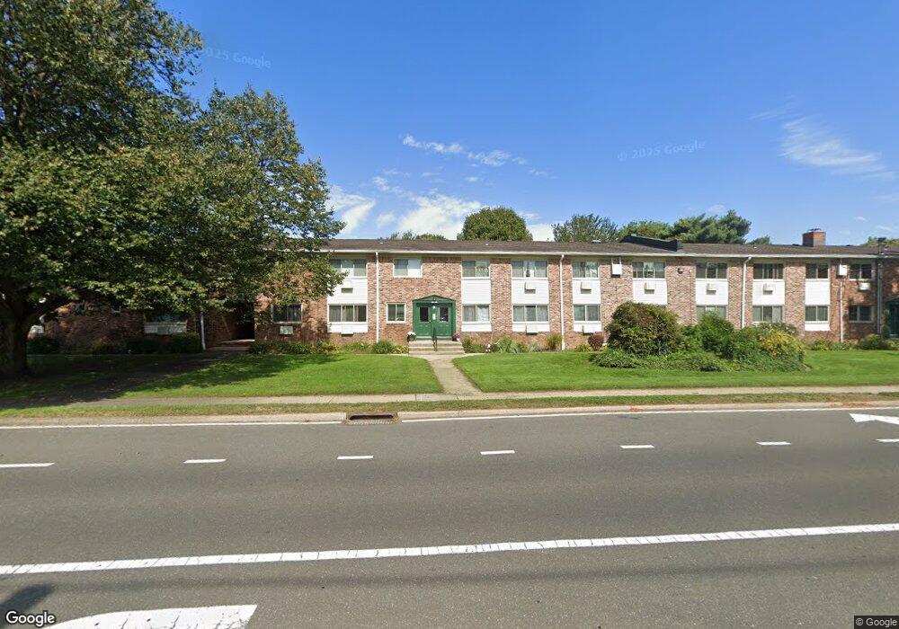 2453 Union Blvd unit 32A, Islip, NY 11751 - photo 1