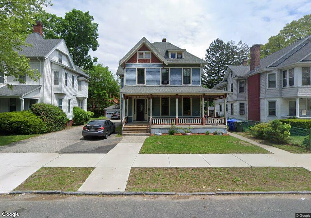109 Buckingham St, Springfield, MA 01109 - photo 1