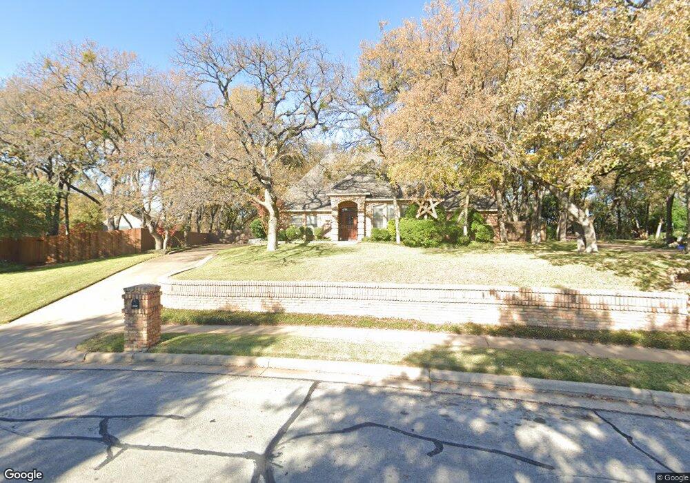 1121 Hidden Oaks Dr, Bedford, TX 76022 - photo 1