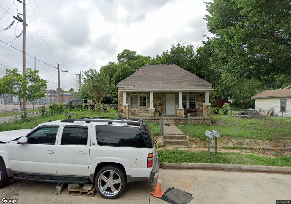 221 D St SE, Ardmore, OK 73401 - photo 1